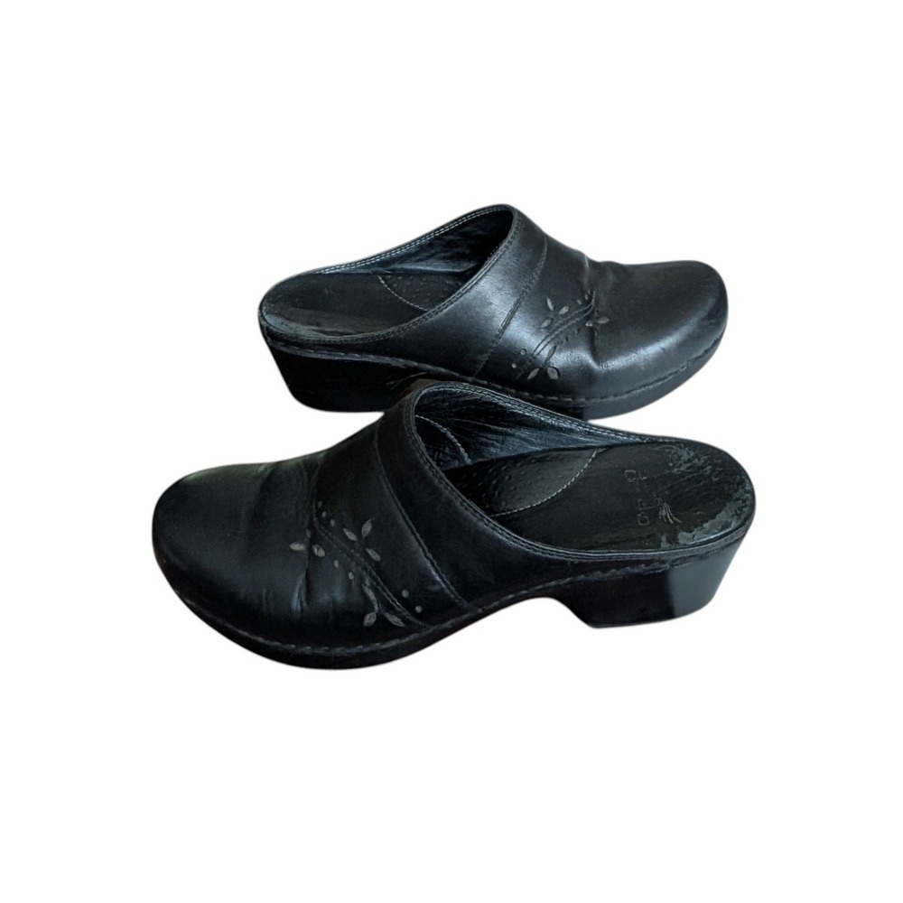 Dansko Black Leather Floral Cutout Clogs Mules Open Back Shoes Womens EU 39